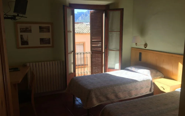 Hostal Victor