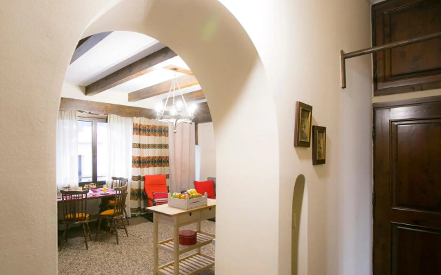 Spacious Apartment Next To Metro - Marousi