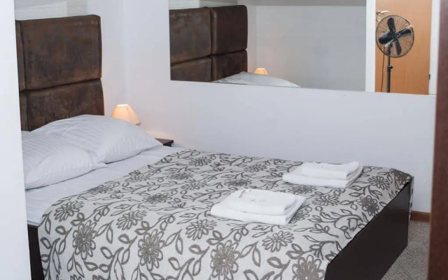Hotel Marand