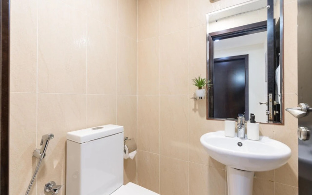 Whitesage - Gorgeous Apartment in JLT Near the Metro Station
