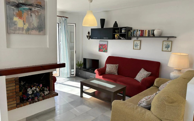 Spacious family villa Aljamar 8a