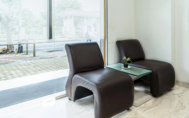 Seven Serviced Apartments by Treebo Hotels