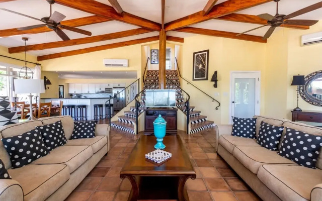 Luxury Ocean-view Flamingo Home Sleeps 10 - Walk to Beach