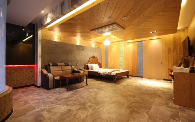 Sun Hotel