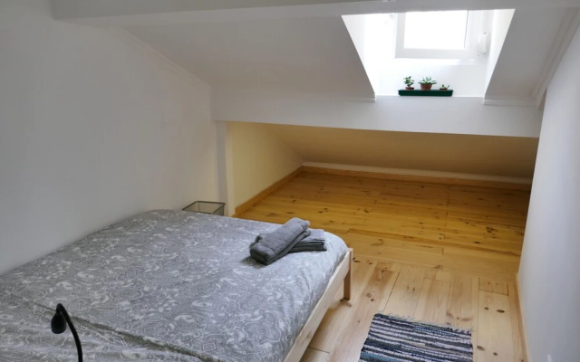TT Anjos Lisbon Rooms