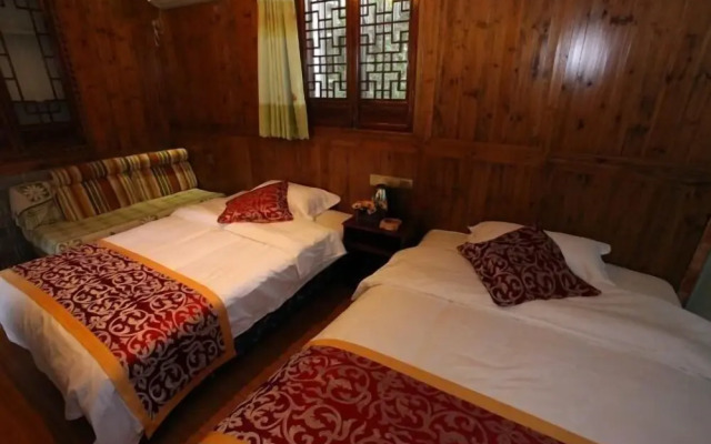Huangshan Hongcun Yihu Lvyuan Inn