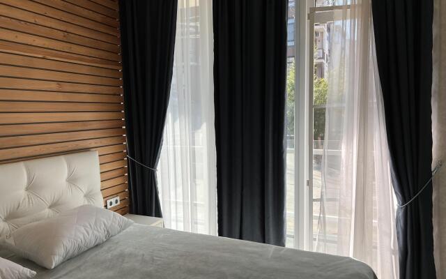 Alicekeys (Алискис) на улице Молодогвардейская 2/56