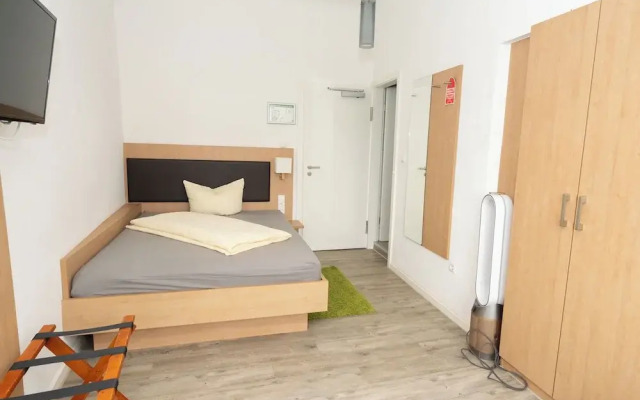 Hotel Garni BURG WALDENSTEIN
