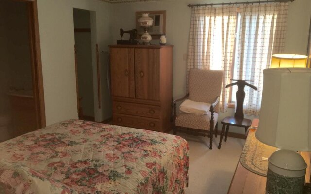 Red Barn Village Bed and Breakfast