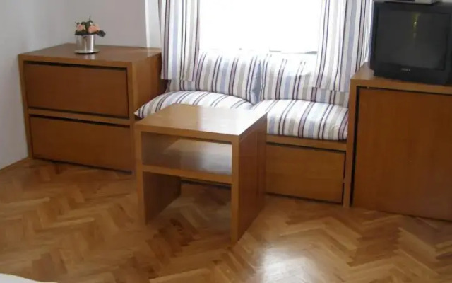 Guest House Jozić