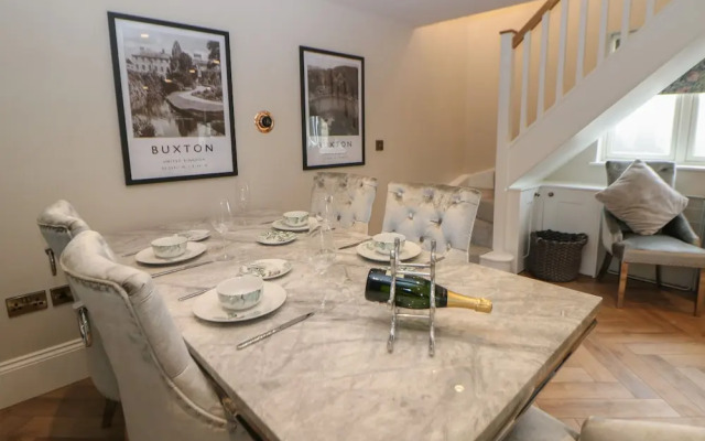 Netherdale House