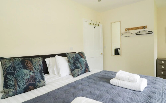 2 Gowbarrow Cottages