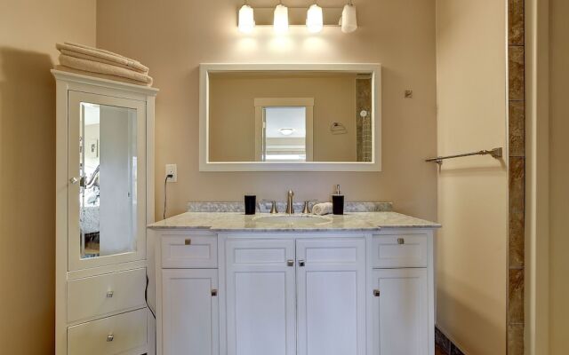Beautiful Rodee Homestay -west Kelowna
