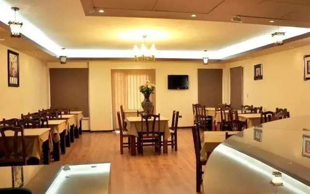 Cairo Plaza Guest House