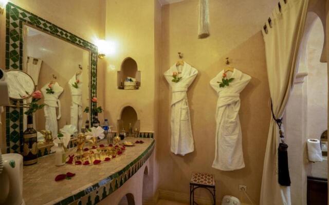 Room in B&B - Riad Anabel - Canelle Spacious Double Room