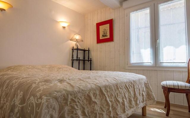 Appartement Mèze, 3 pièces, 4 personnes - FR-1-604-2