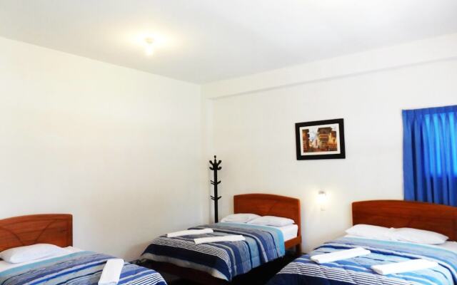 El Tirol Hotel y Piscinas