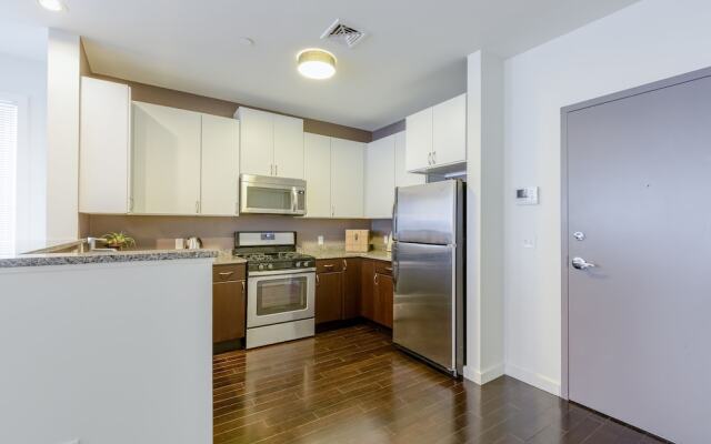 Peachtree Apartments by Avalon Suites