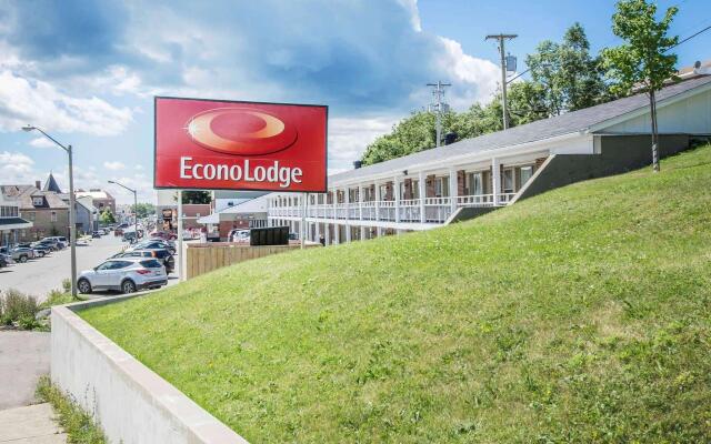 Econo Lodge Miramichi