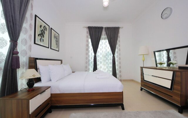 2 Bedroom Apartment in Mayfair Tower