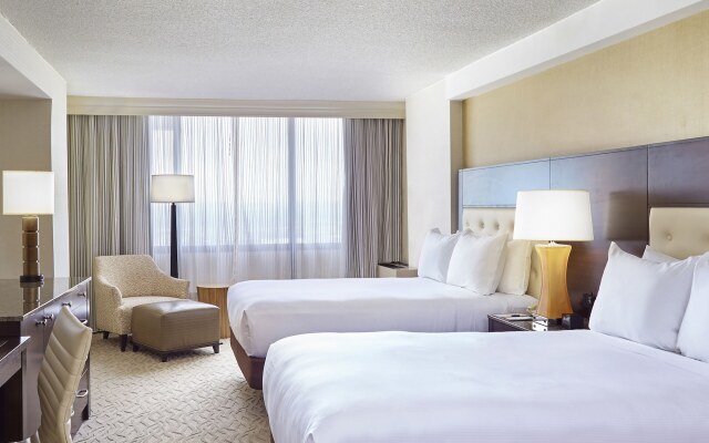 DoubleTree by Hilton Washington DC - Crystal City