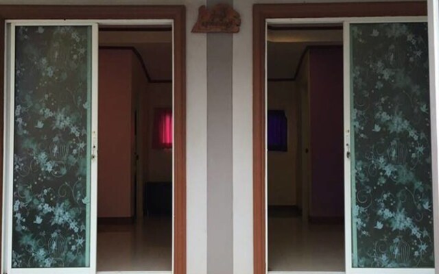Thai House Resort