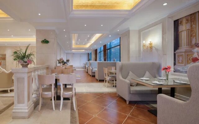 Vienna Hotel Chongqing Shiqiaopu Metro Station