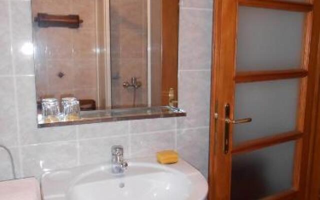 Tranquity Studio Apartment Ika