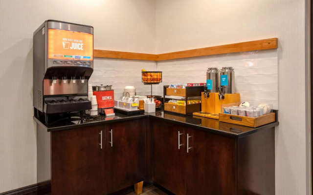 Hampton Inn Buffalo South/I-90
