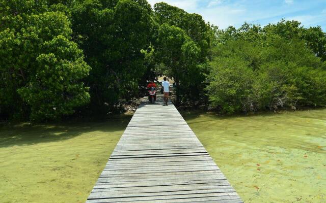 Huraa East Inn