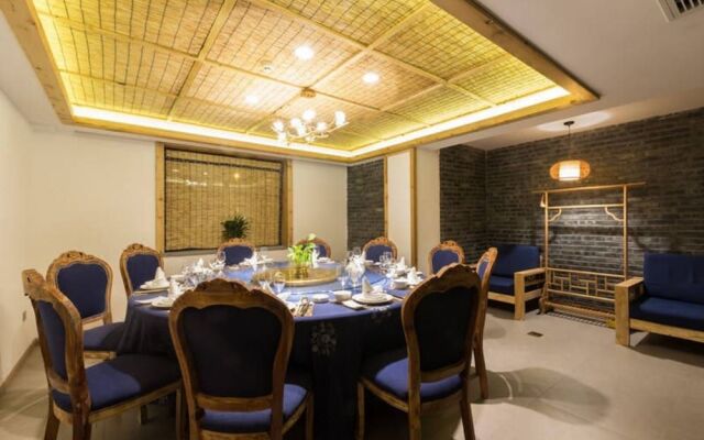 Jiali Inn Selected