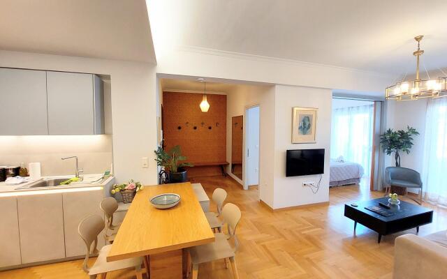 Elegant Apartment in Acropolis