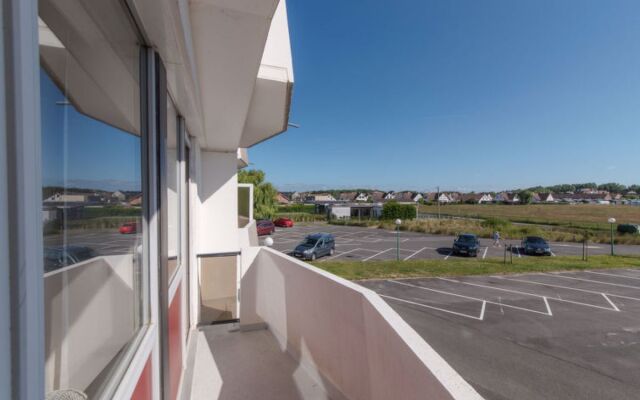 House Mimosa De Haan