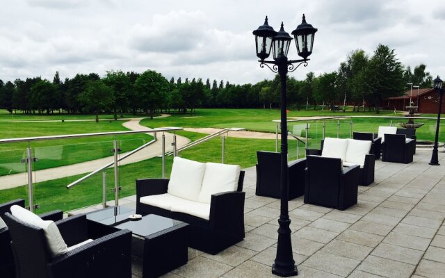 Calderfields Golf & Country Club