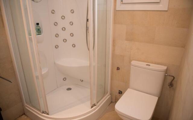 Go Barcelona Guest House