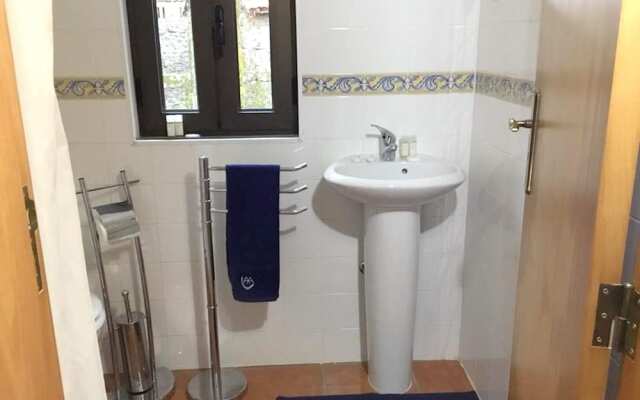 House With 2 Bedrooms in Águeda, With Wonderful Mountain View and Pool