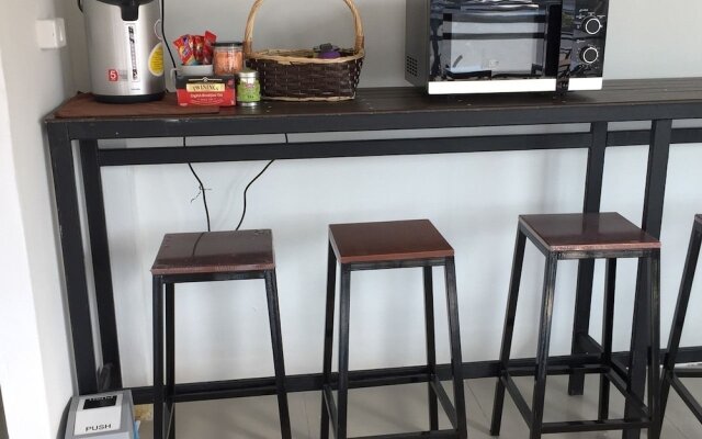 Best Bed Bangkok Suvarnabhumi Hostel