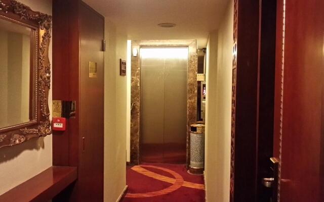Oriental Lander Hotel