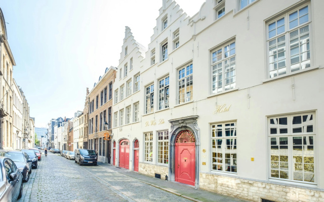 hotelImage