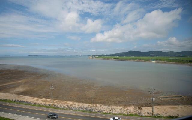 Tomonoya Hotel & Ryokan Daecheon