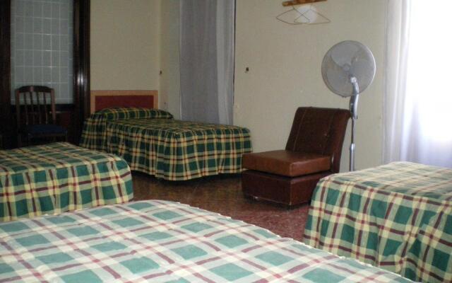 Hostal Sevilla Santa Justa