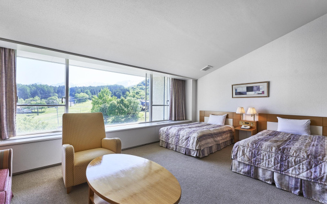 Hakuba Alps Hotel – Guest Rooms – Otari