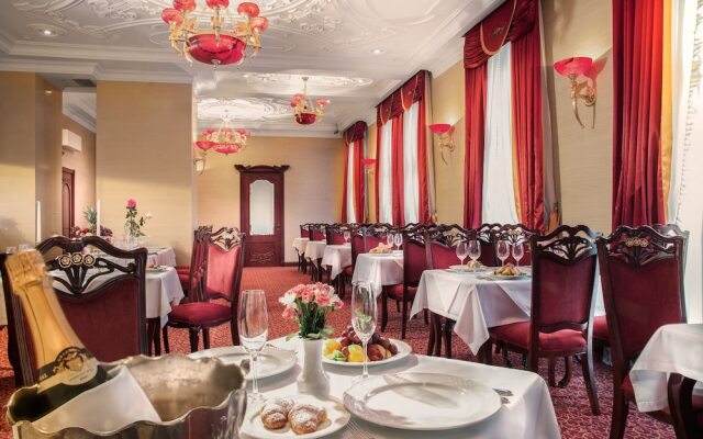 Staro Hotel
