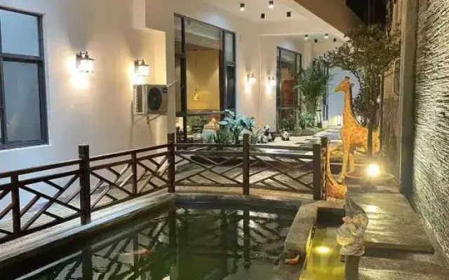 Jianshui Yichao Inn