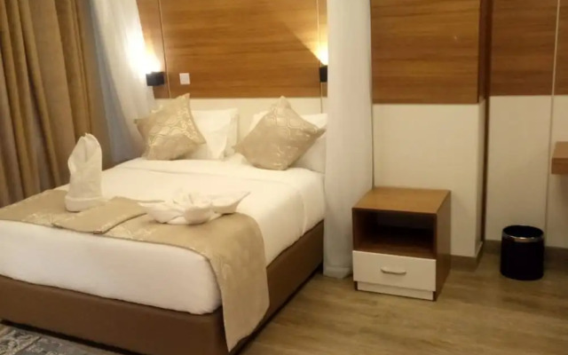 Hylise Hotel