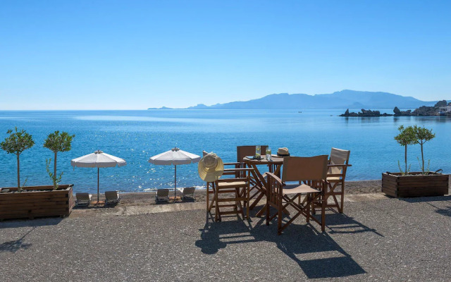 holiday home, Charaki