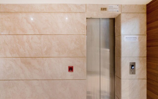 Capital O 16172 Hotel Radiant