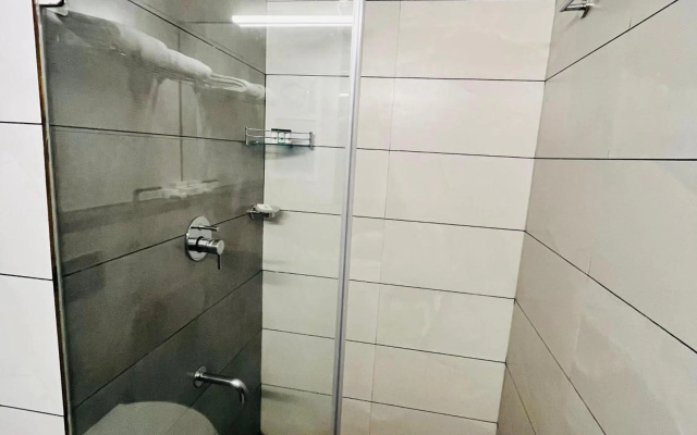Gokulam Grand Resort and Spa Coorg – Bathroom – Rangasamudra