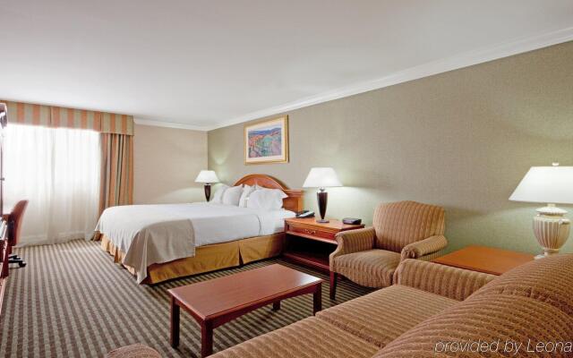 Holiday Inn Concord