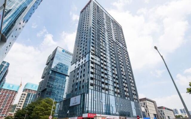 D House International Service Apartment